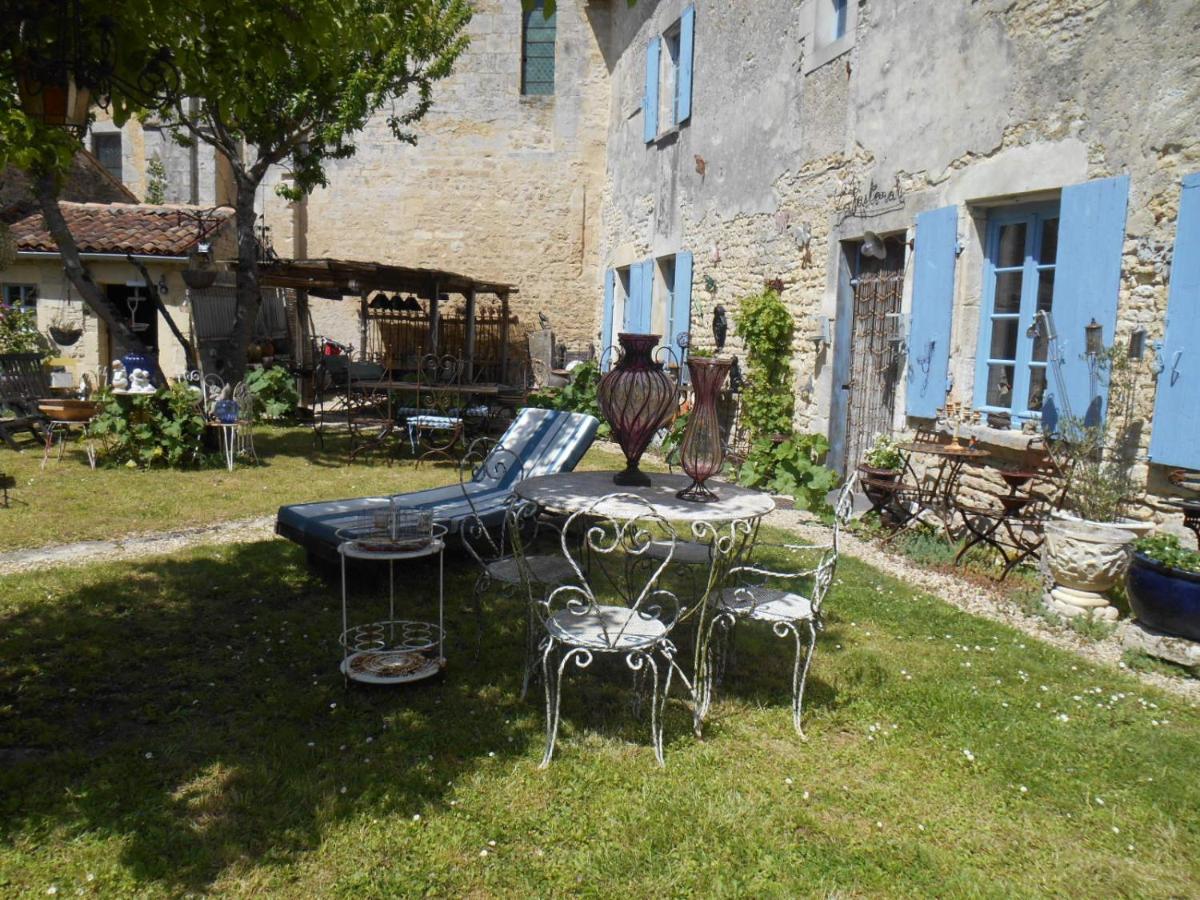 Le Vieux Prieure Bed & Breakfast Cressé Exterior foto
