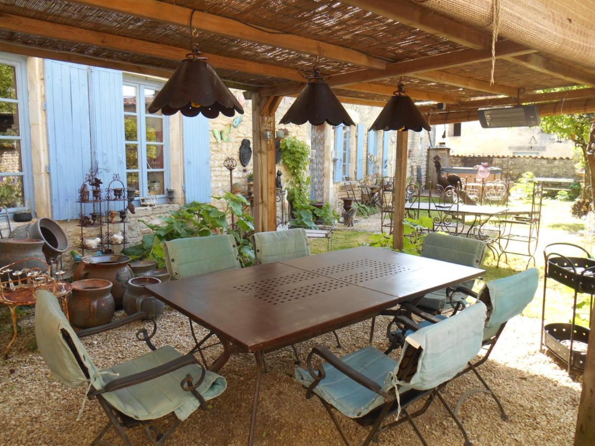 Le Vieux Prieure Bed & Breakfast Cressé Exterior foto